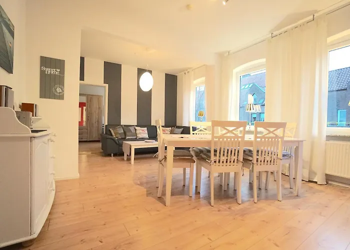 Moewe In Zentraler Lage Eckernförde